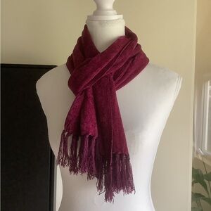 Jones of New York Magenta Rectangular Fringed Scarf